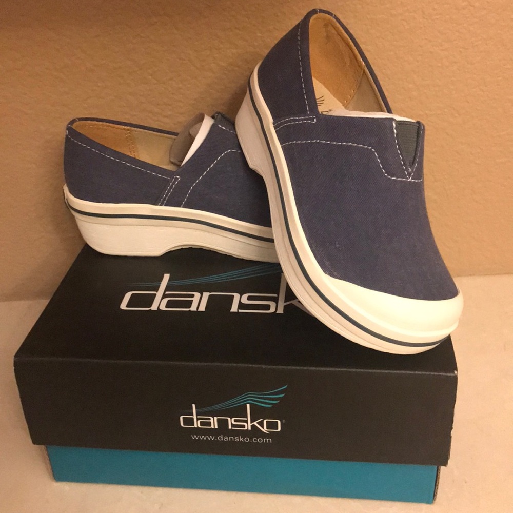 NEW Dansko Rain clogs